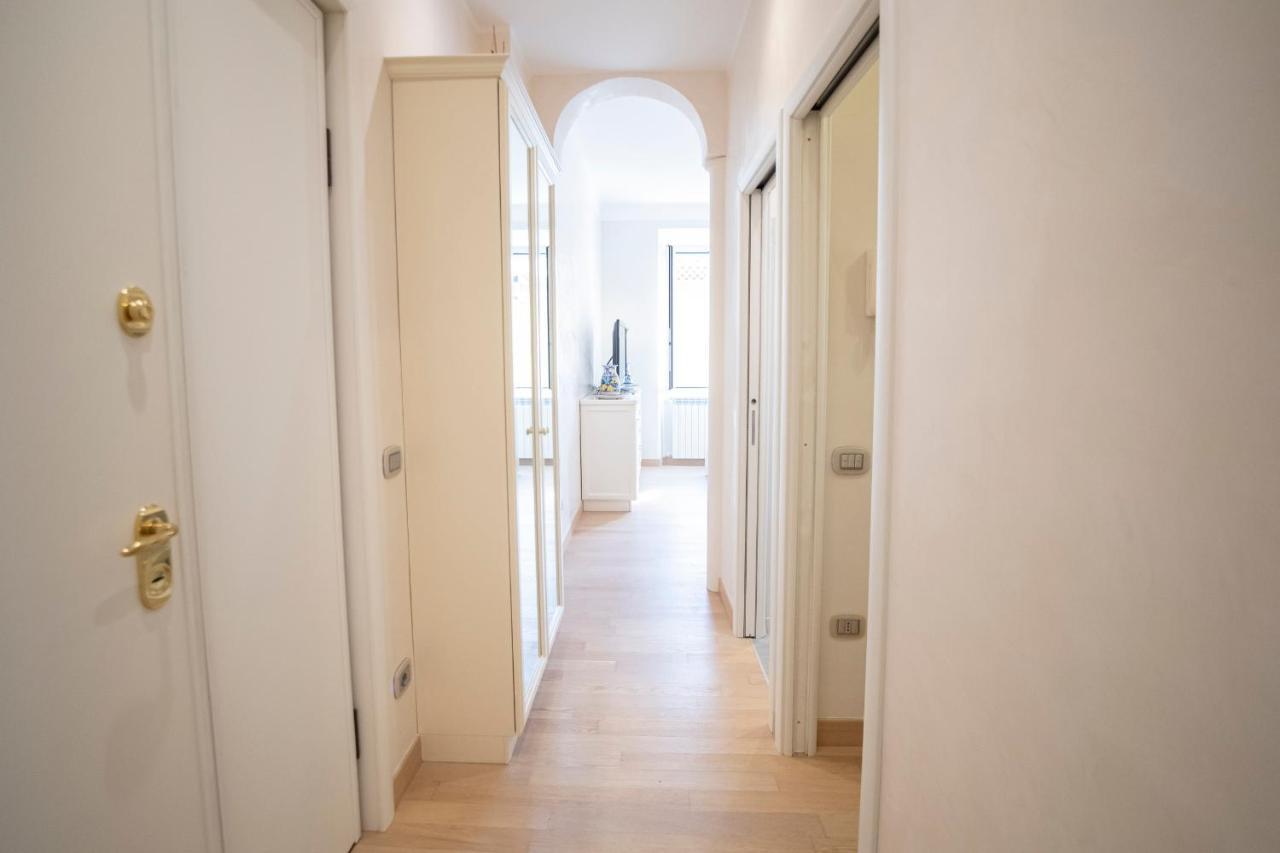 Noliday Suite Riviera Luxury Sea Flat Extérieur photo